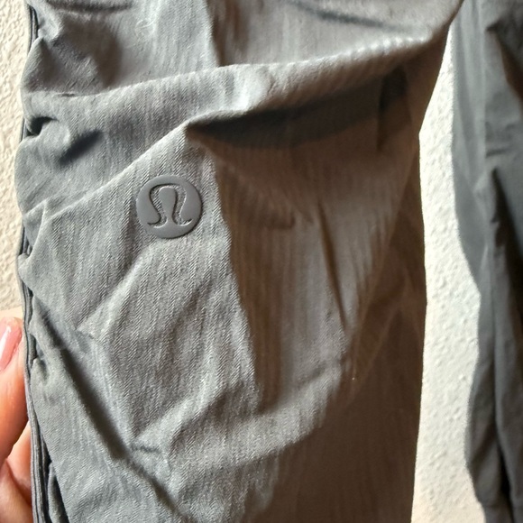 Lululemon Beyond the Studio Jogger Pant Grey Sage Lightweight Women Size 10 - Picture 16 of 16